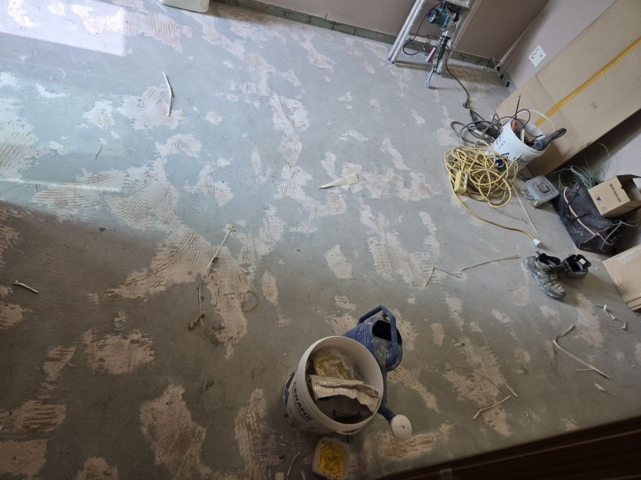 경기 안양시 50평 아파트 강마루 철거 및 바닥샌딩