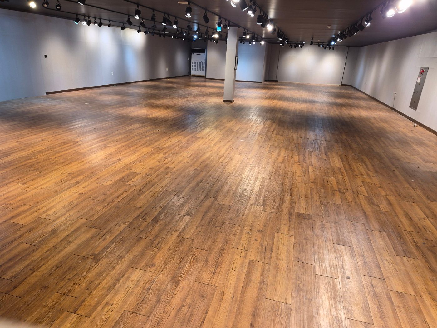 청북읍 90평 상가 바닥철거 전